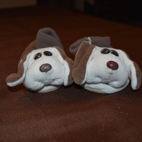 VINTAGE BROWN & WHITE POUND PUPPY CHILD'S SMALL ANKLE HIGH SLIPPERS - Picture 1 of 6